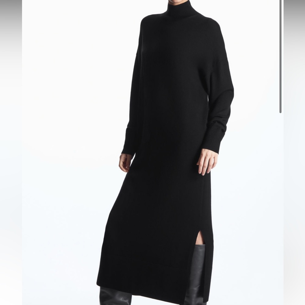 COS LIGHTWEIGHT MERINO-WOOL TURTLENECK DRESS size small brand new never worn